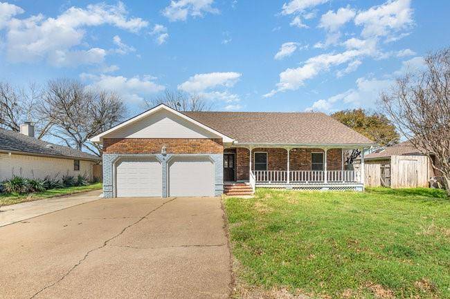 Shady Shores, TX 76208,413 Oakwood Circle