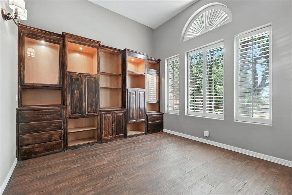 Highland Village, TX 75077,815 Woodhaven Drive