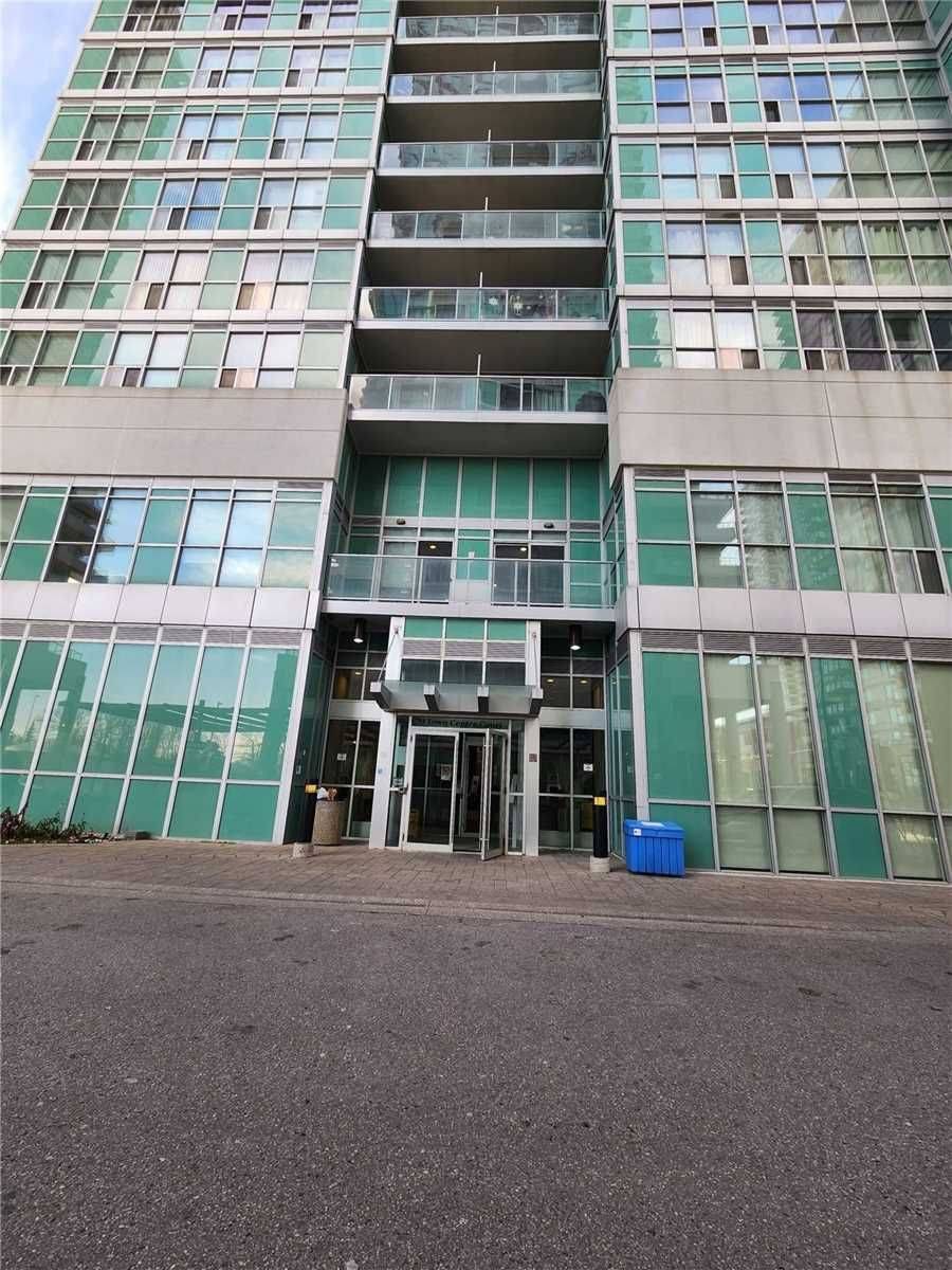 Toronto E09, ON M1P 0B2,70 Town Centre CT #2601