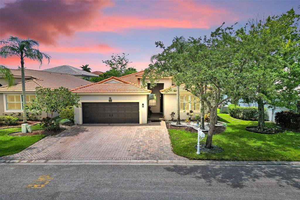 Coral Springs, FL 33076,5445 NW 122 Dr
