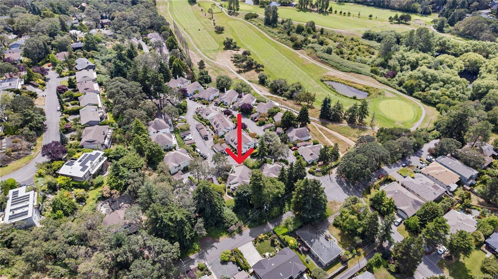 Saanich, BC V8P 5M5,1507 QUEENSBURY Ave #3693