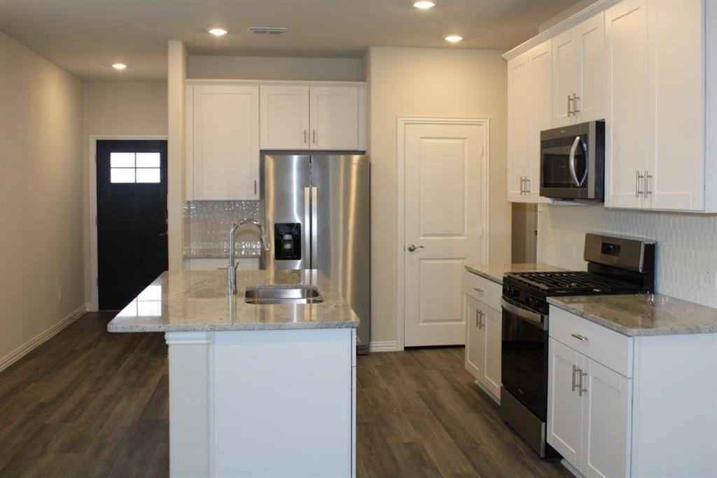 Mckinney, TX 75069,505 Ezra Lane