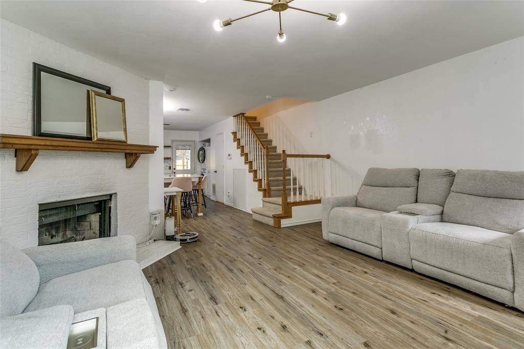 Euless, TX 76039,174 Merlin Way