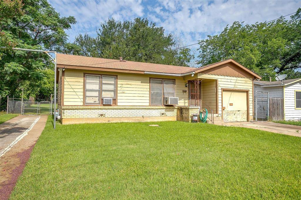 Fort Worth, TX 76112,2824 Canton Drive