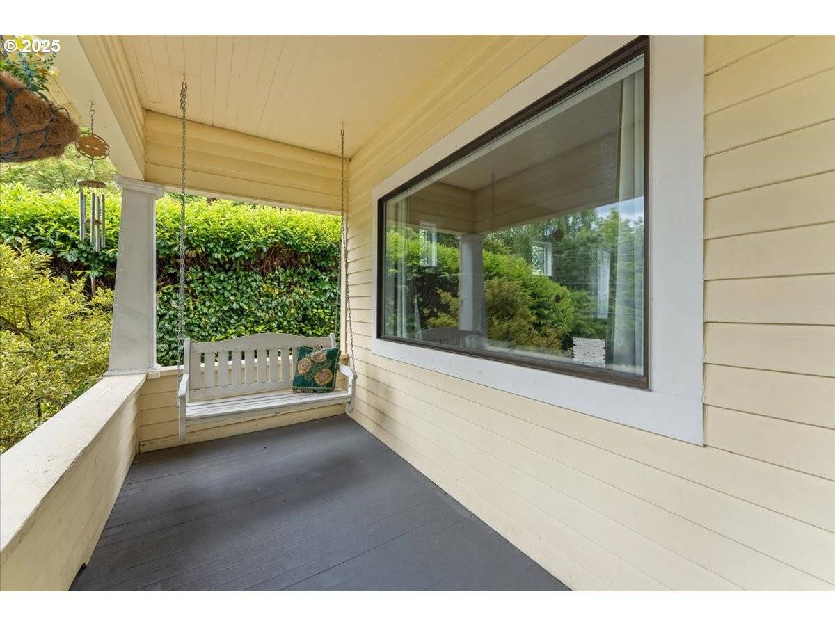 Portland, OR 97219,5850 SW VERMONT ST