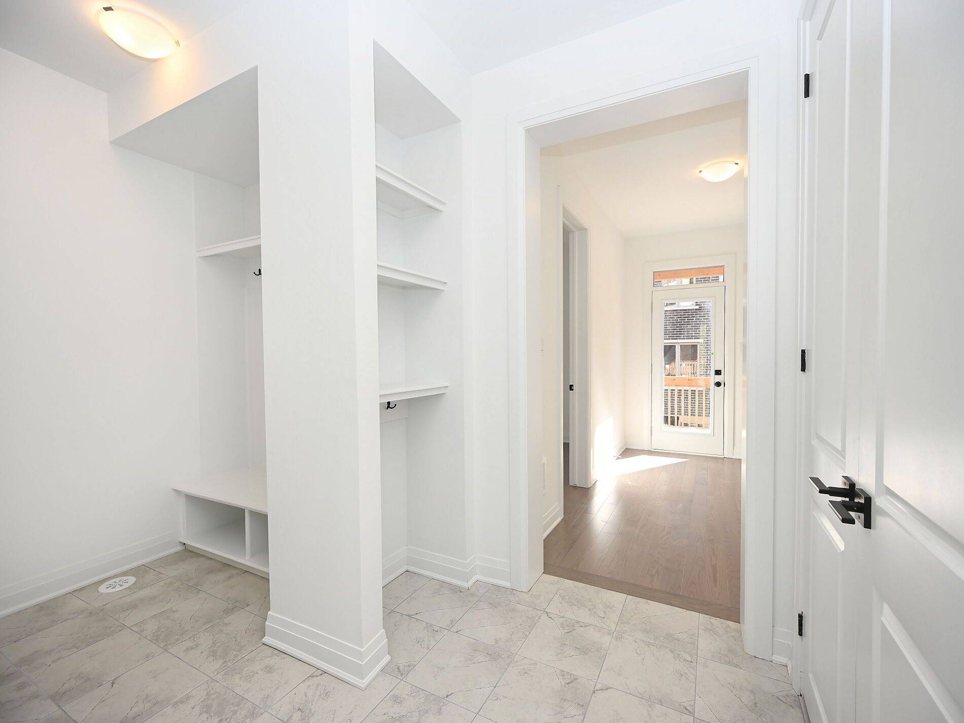 Mississauga, ON L5M 2S8,4088 Kadic TER