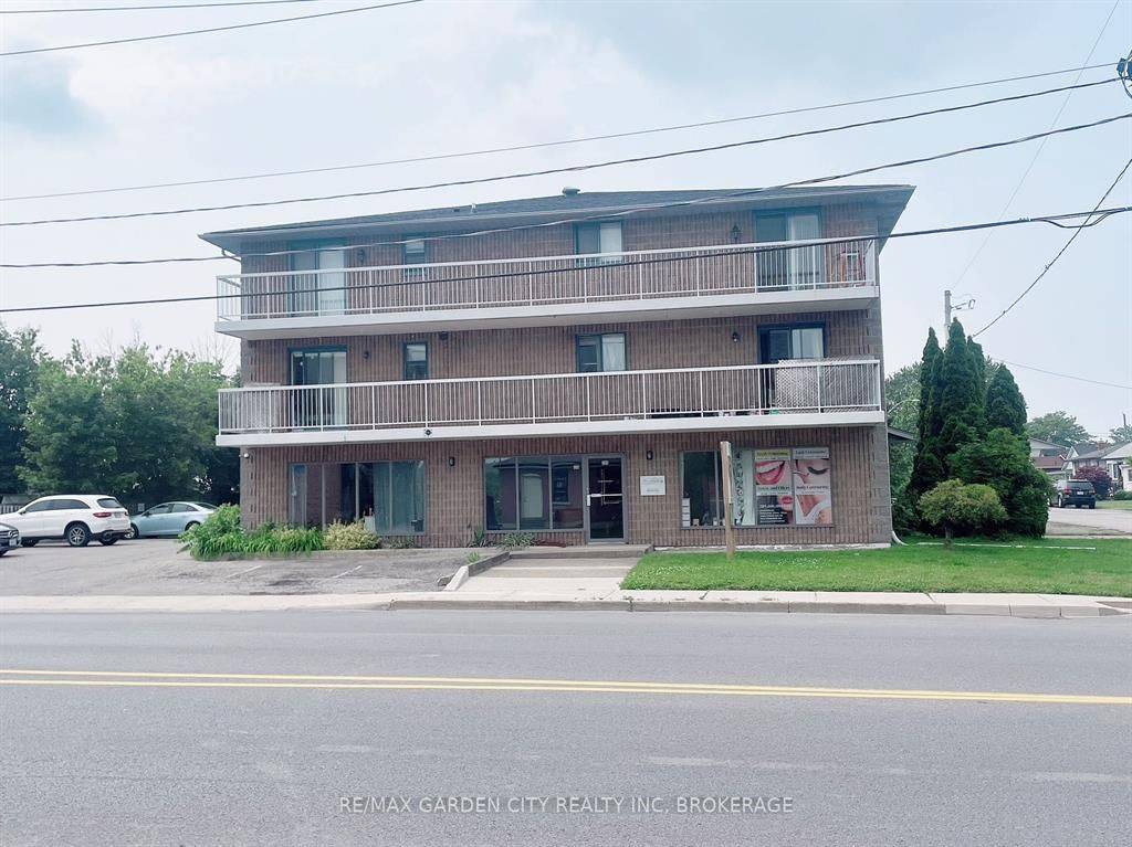 St. Catharines, ON L2S 1W9,210 Pelham RD #102