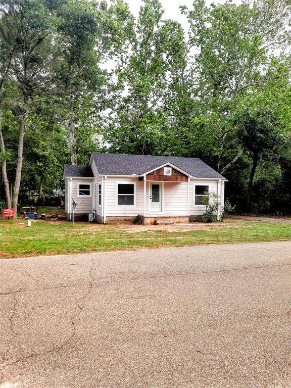 Winnsboro, TX 75494,914 N Walnut Street