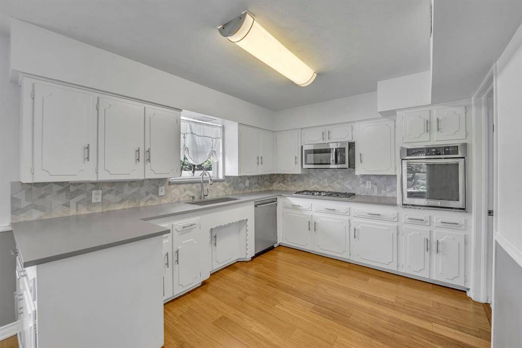 Dallas, TX 75238,9401 Forestridge Drive