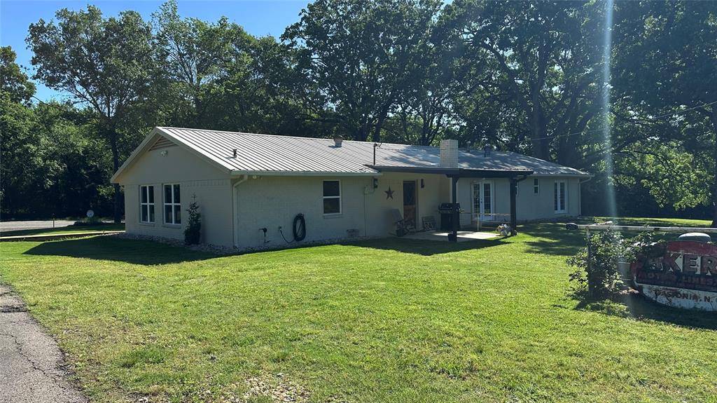 Sumner, TX 75486,10183 Farm Road 38 N