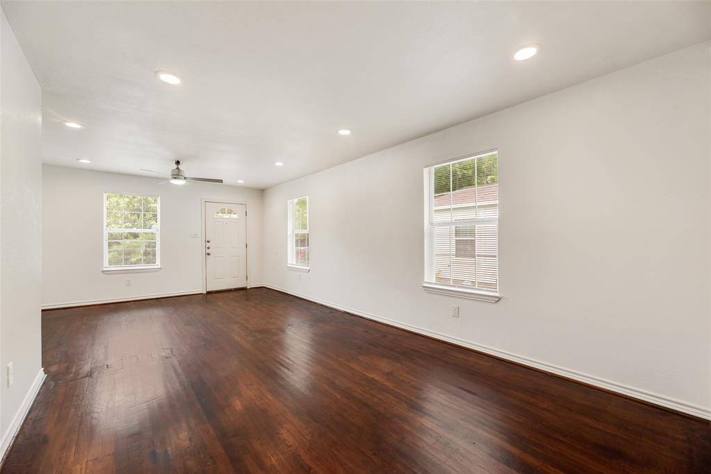 Fort Worth, TX 76107,5818 Fletcher Avenue