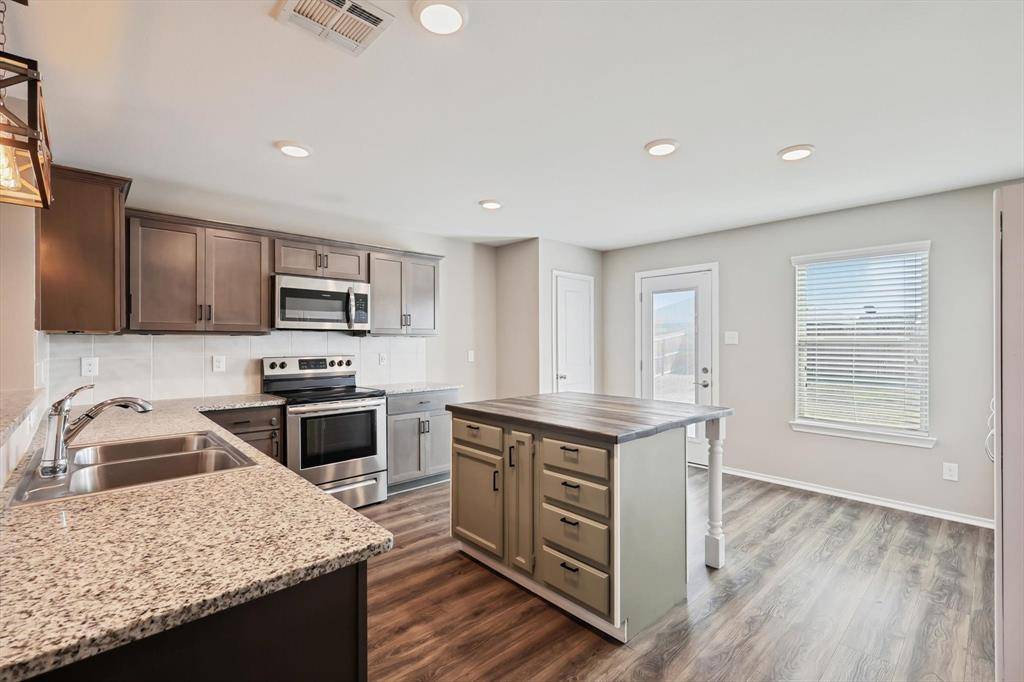 Royse City, TX 75189,410 Silo Circle