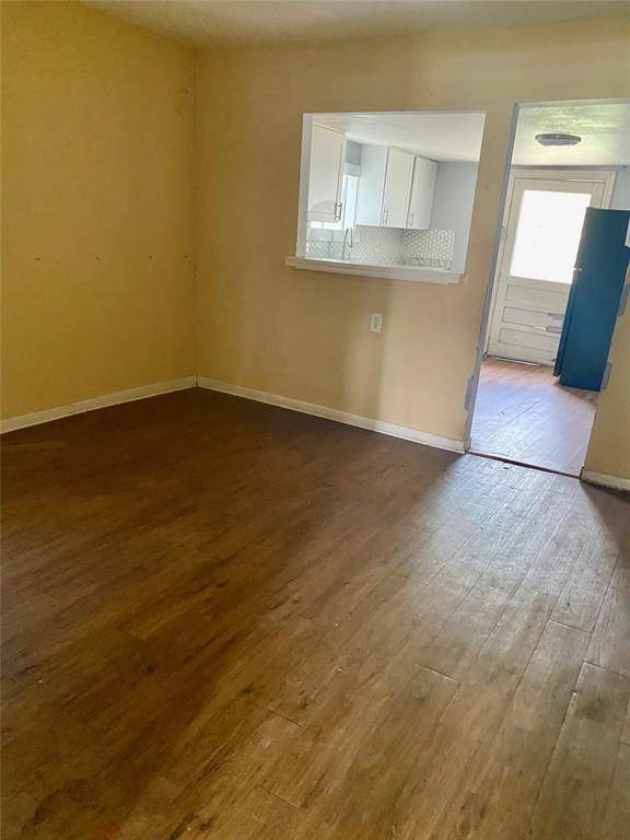 Dallas, TX 75211,4107 Rockford Drive