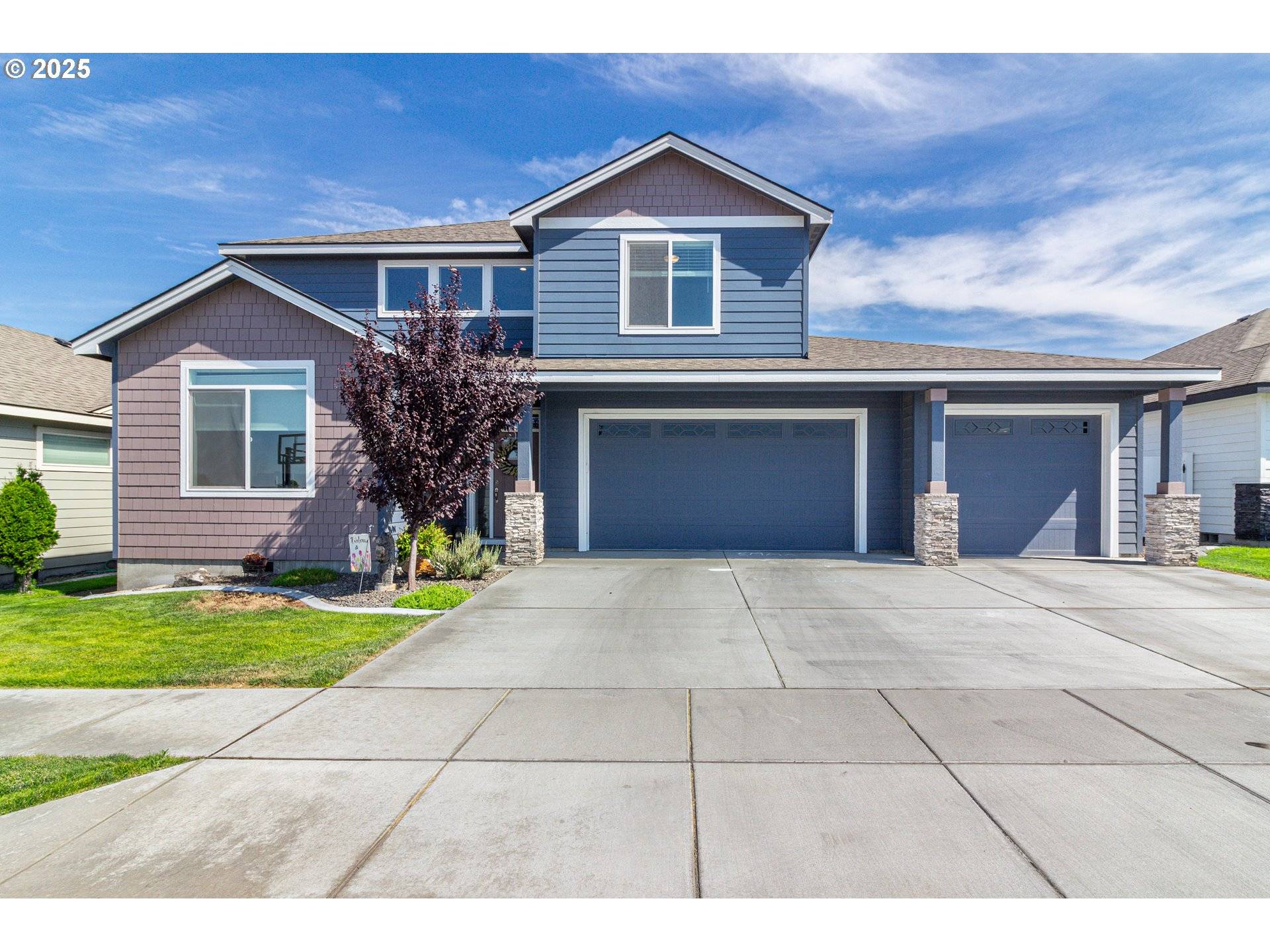 Hermiston, OR 97838,833 E MONTANA AVE