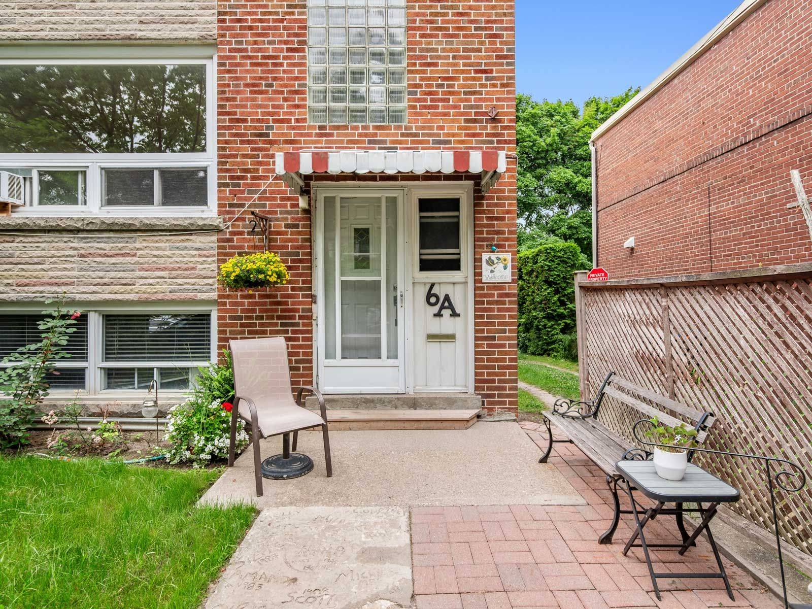 Toronto C10, ON M4P 2S8,6A Rowley AVE #Main