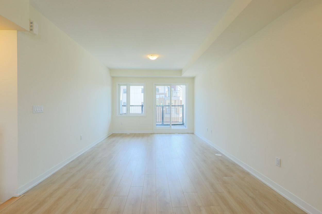Pickering, ON L1X 0S9,1695 Dersan ST #703