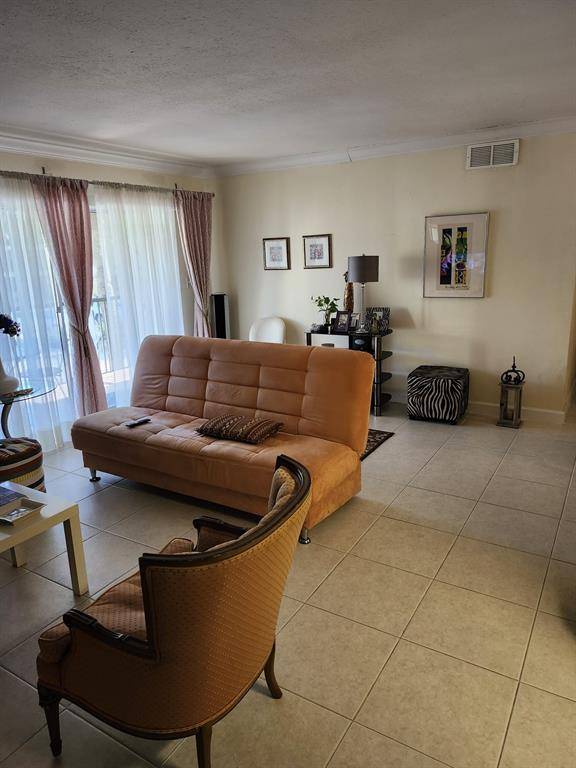 Oakland Park, FL 33309,Address not disclosed