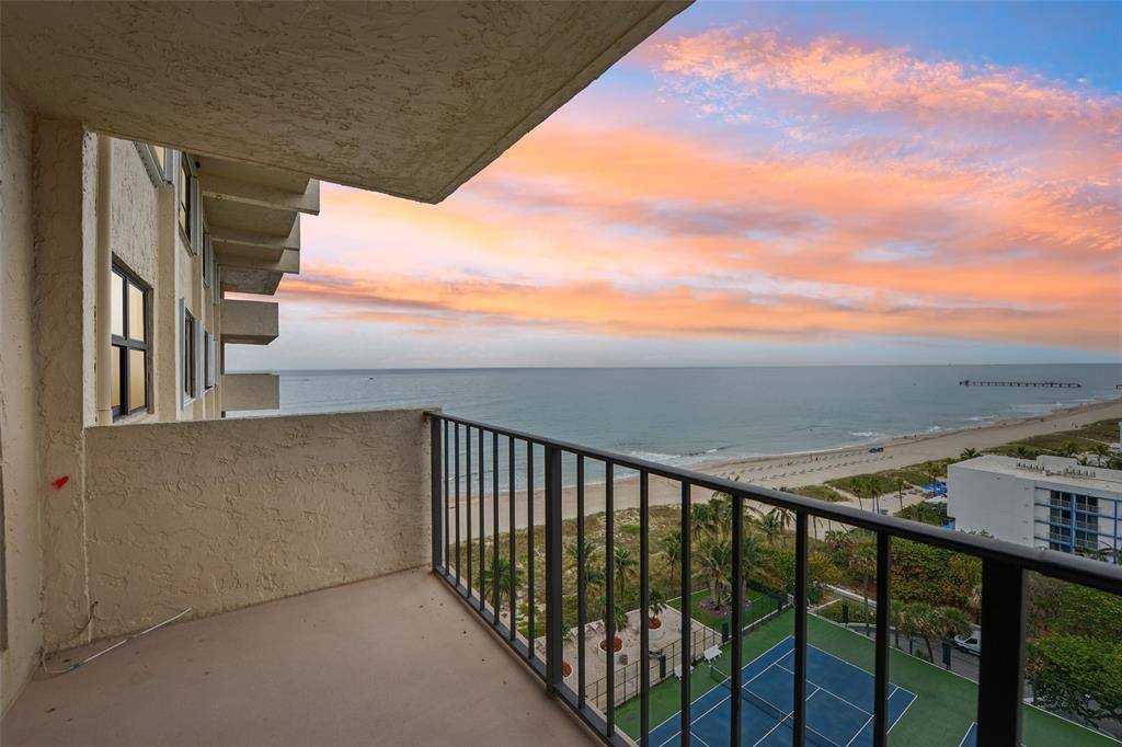 Lauderdale By The Sea, FL 33308,4900 N Ocean Blvd #1405