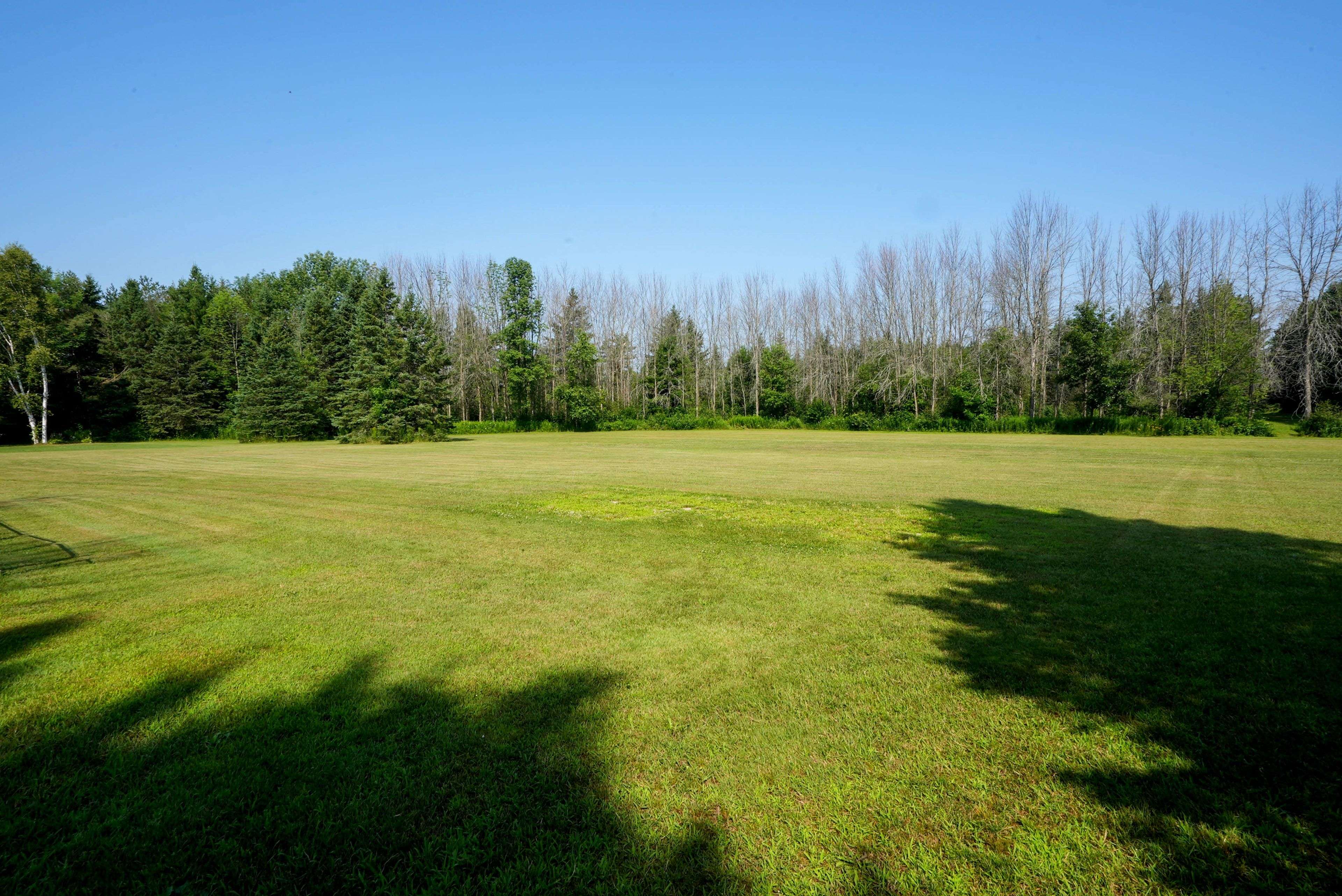 Springwater, ON L0L 2K0,13895 County Rd 27 RD