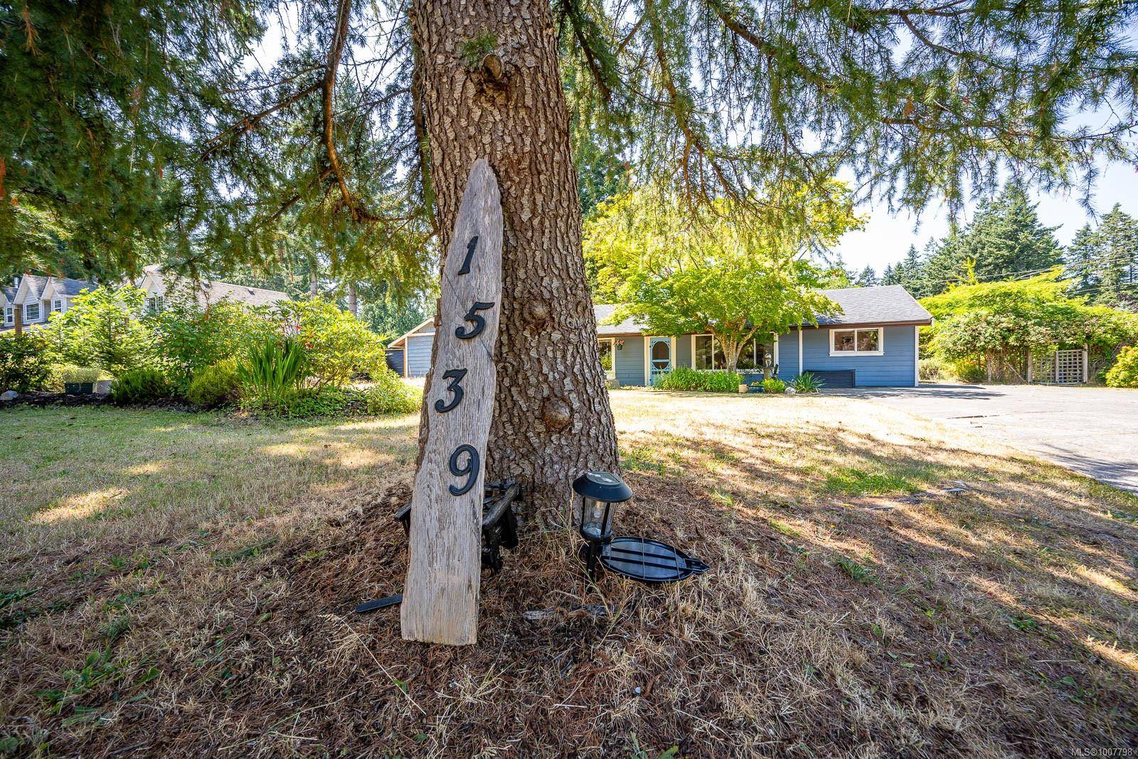 Comox, BC V9M 3Z7,1539 Seton Dr