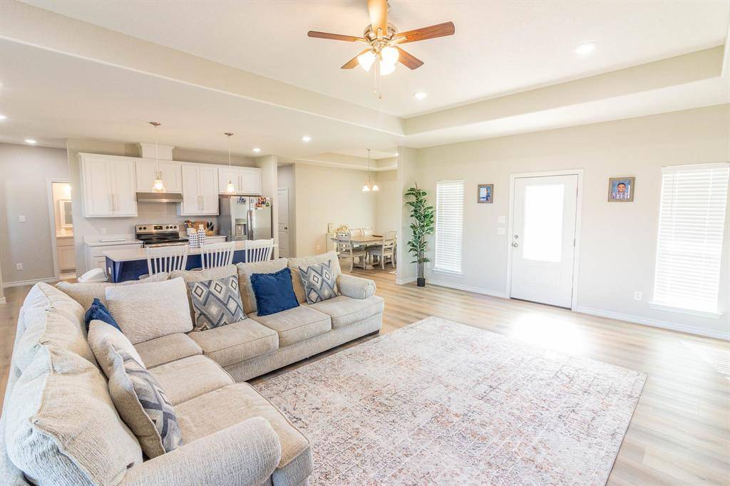 Kemp, TX 75143,7055 Deer Run