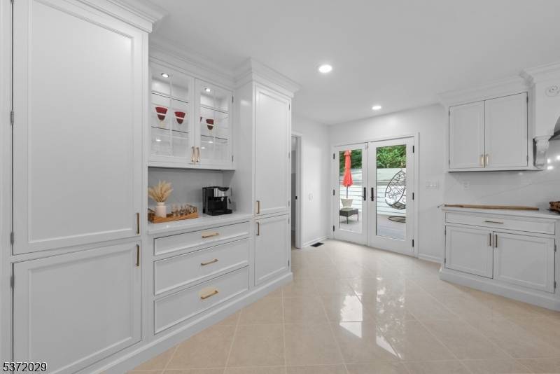Cranford Twp., NJ 07016,100 Herning Ave