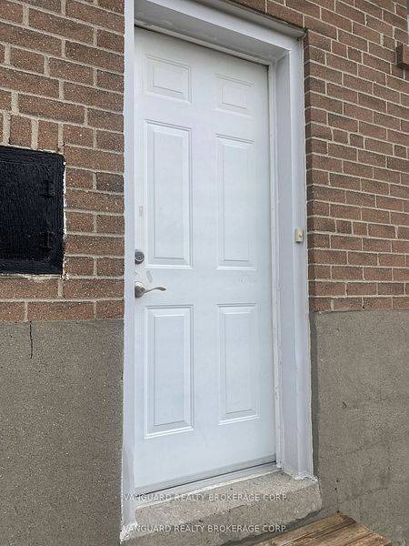 Toronto W05, ON M3J 1C4,55 Fallingdale CRES
