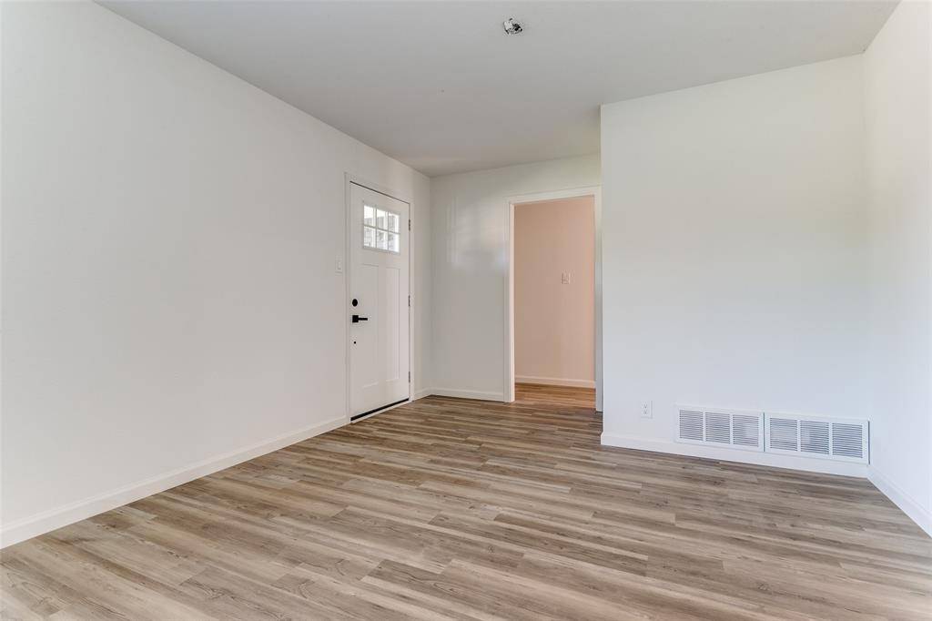 Hurst, TX 76053,425 Ridgecrest Drive