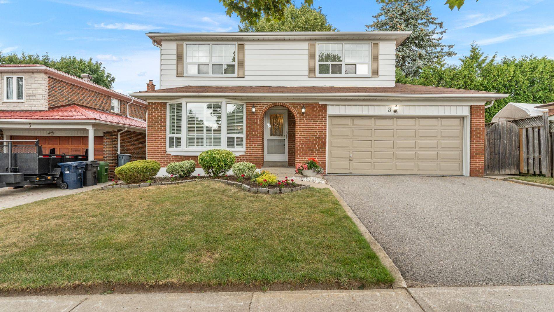 Toronto E07, ON M1S 2X3,3 Hoseyhill CRES