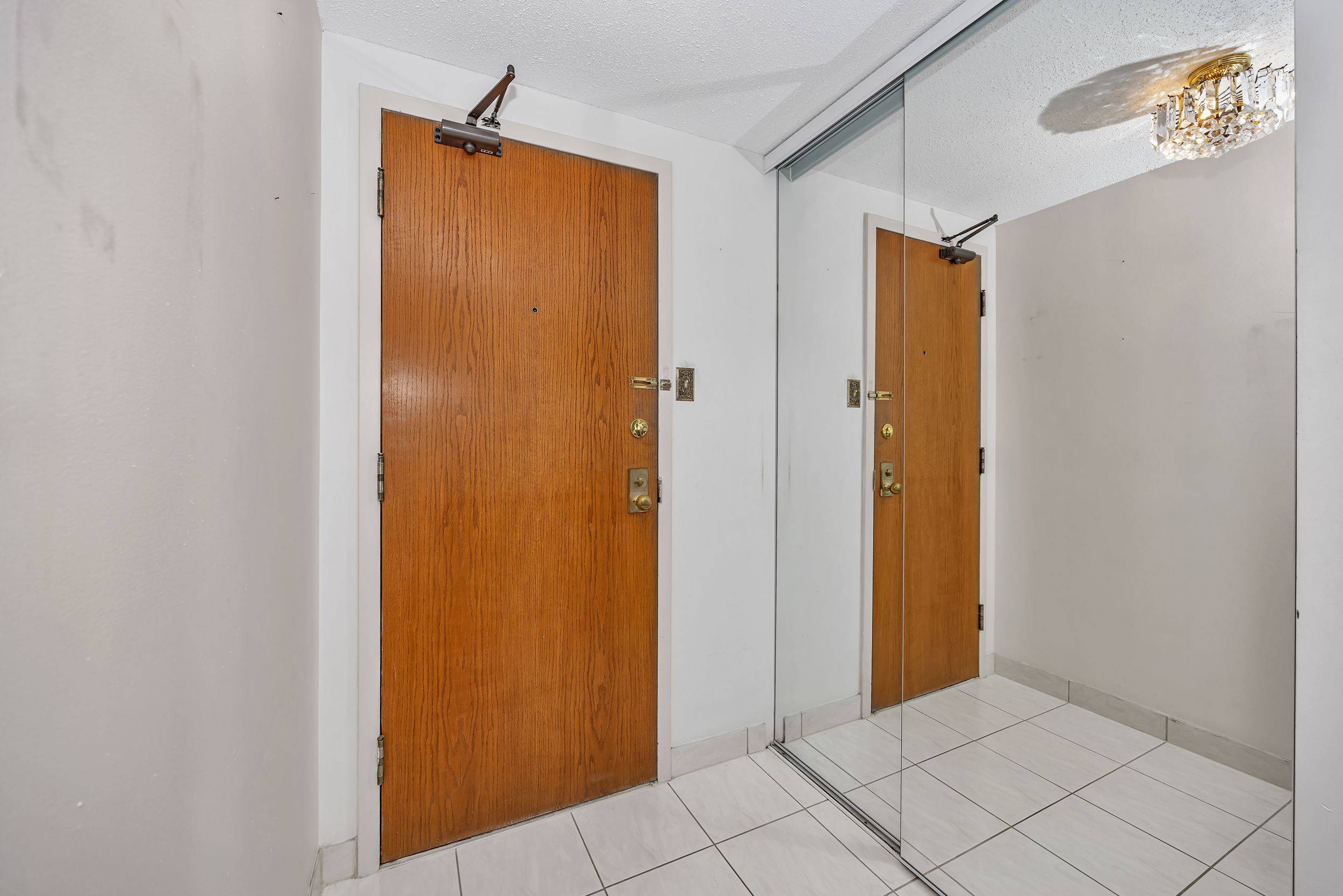 South Of Baseline To Knoxdale, ON K2H 9E7,80 Sandcastle DR #712