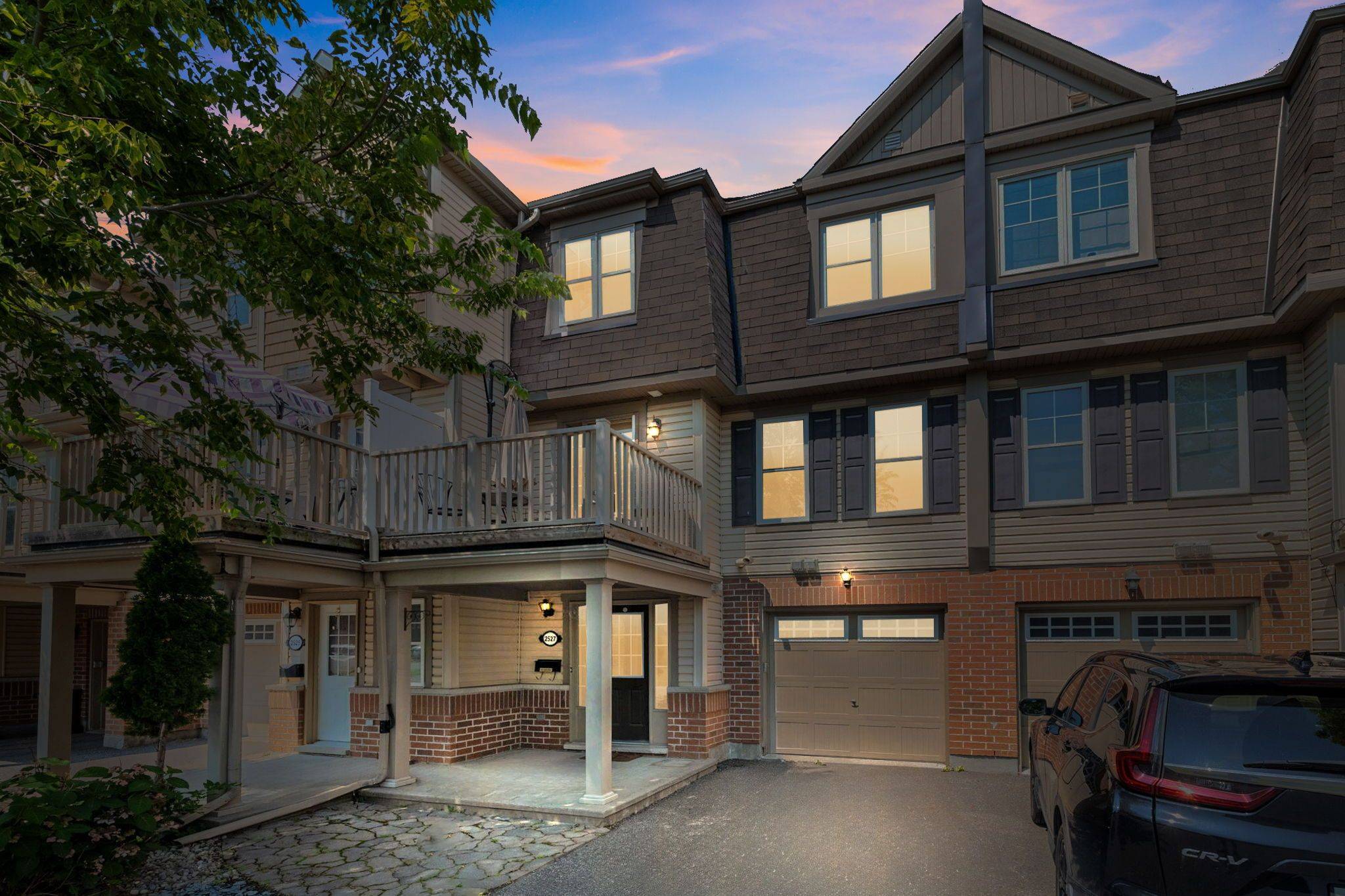 Barrhaven, ON K2J 0K2,2527 Waterlilly WAY