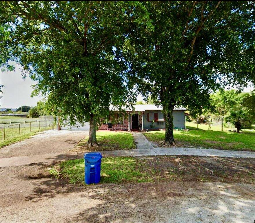 Miami, FL 33167,12000 NW 22nd Pl