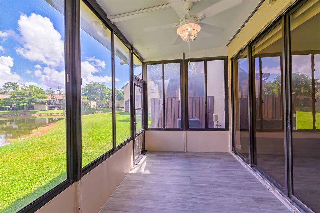 Pompano Beach, FL 33063,3966 Cocoplum Cir #E