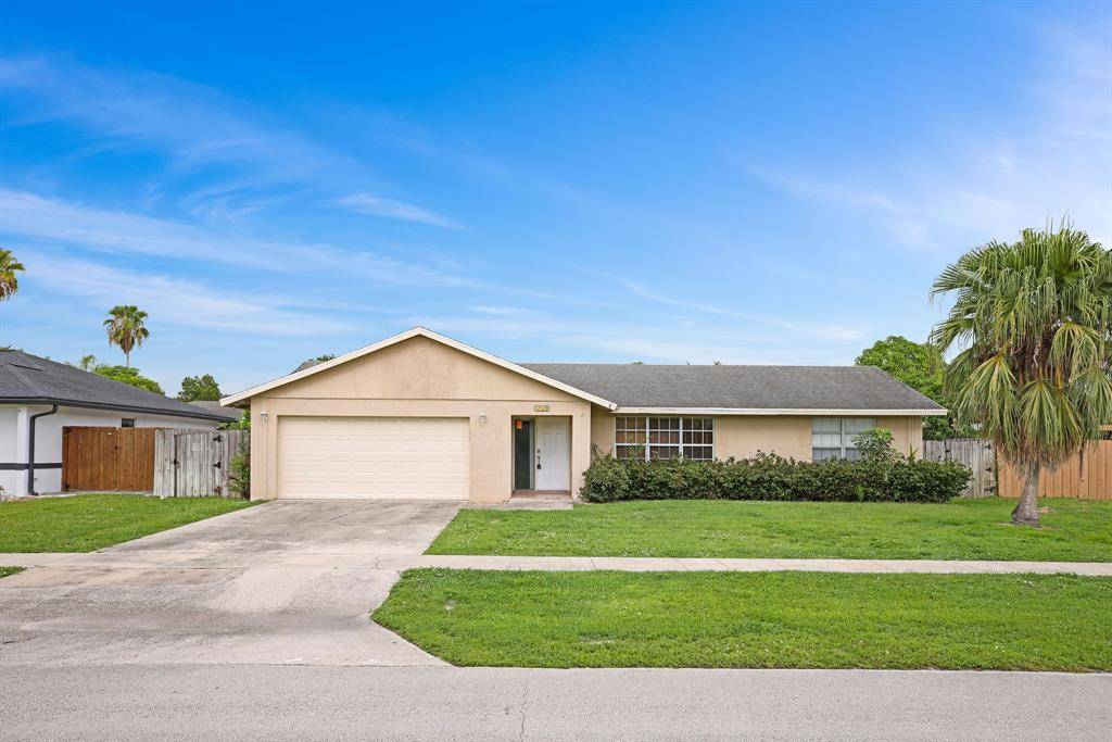 Wellington, FL 33414,12129 Stratford St