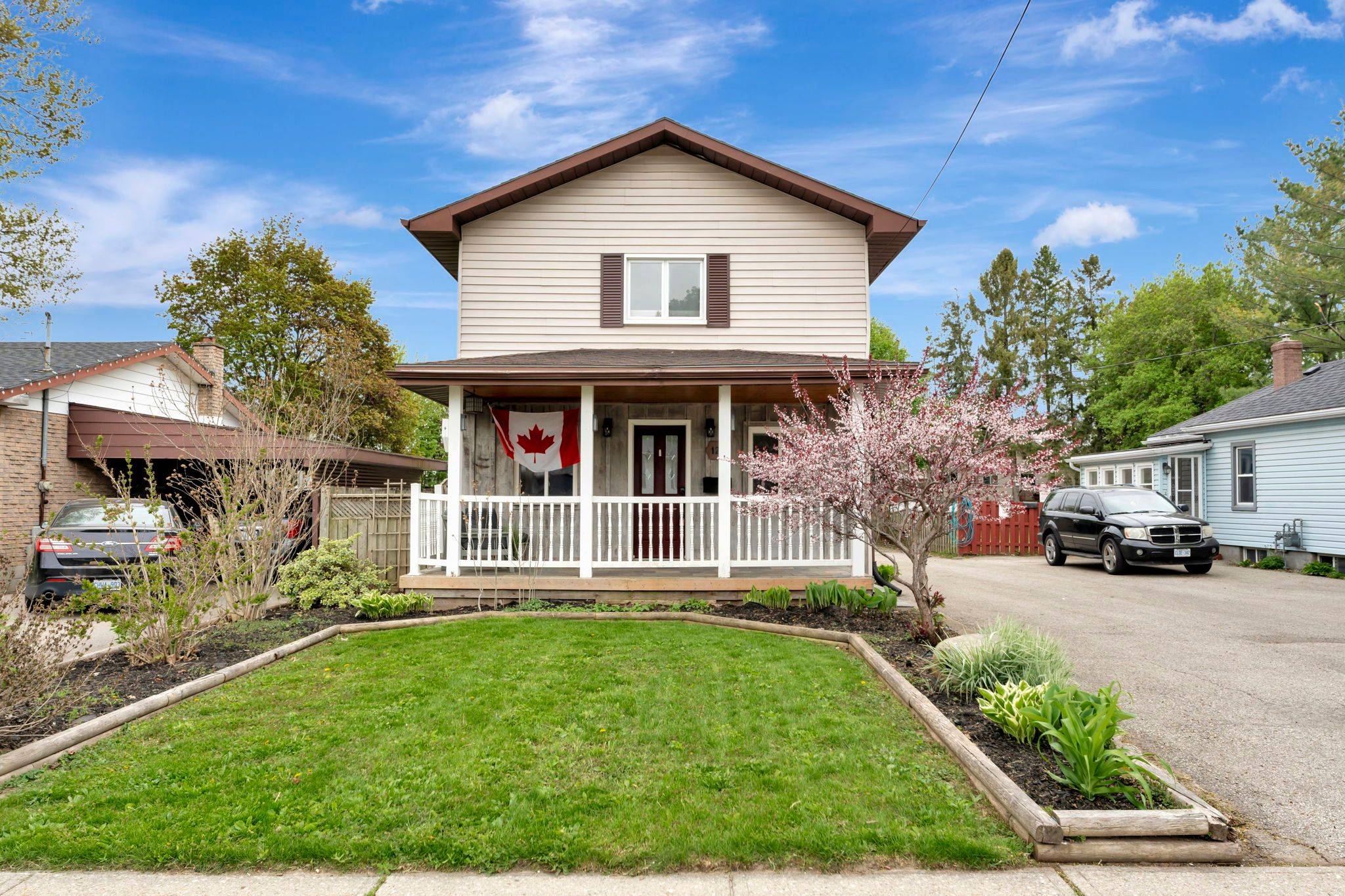 Brant, ON N3L 1V4,126 Silver ST
