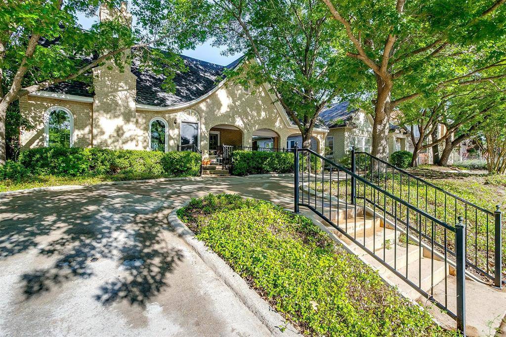 Fort Worth, TX 76110,1929 Forest Park Boulevard