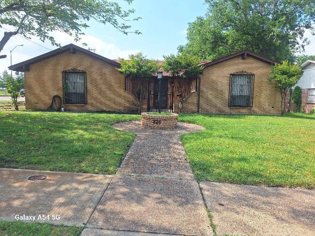 Duncanville, TX 75116,826 E CENTER Street