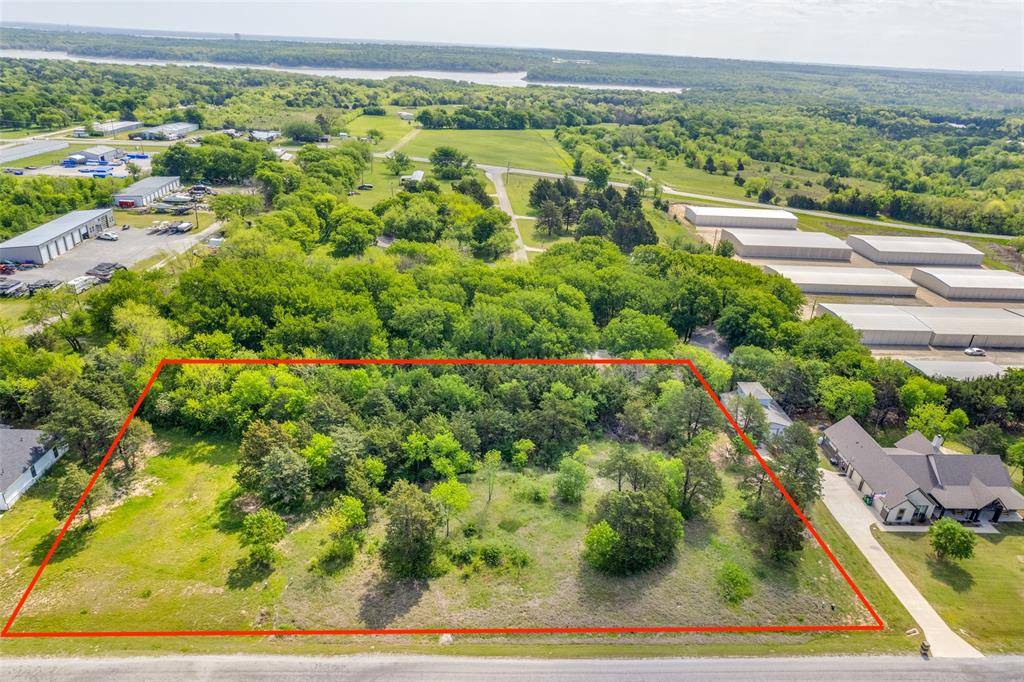 Pottsboro, TX 75076,166 Guy Lane