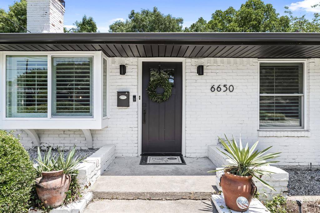 Dallas, TX 75214,6650 Santa Anita Drive