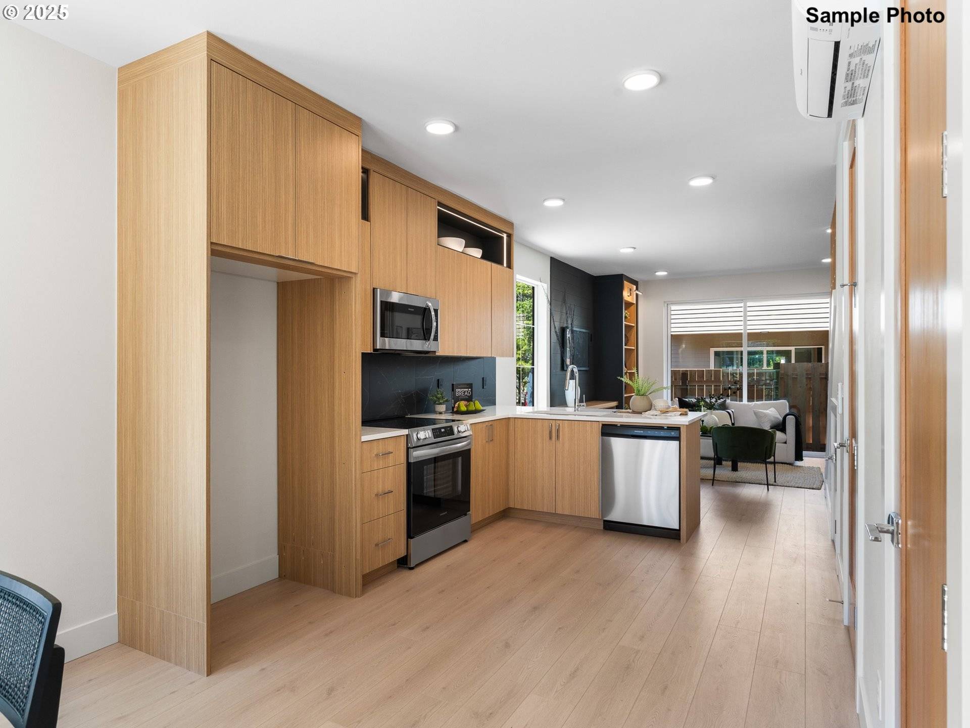 Portland, OR 97211,3025 NE Ainsworth ST #7