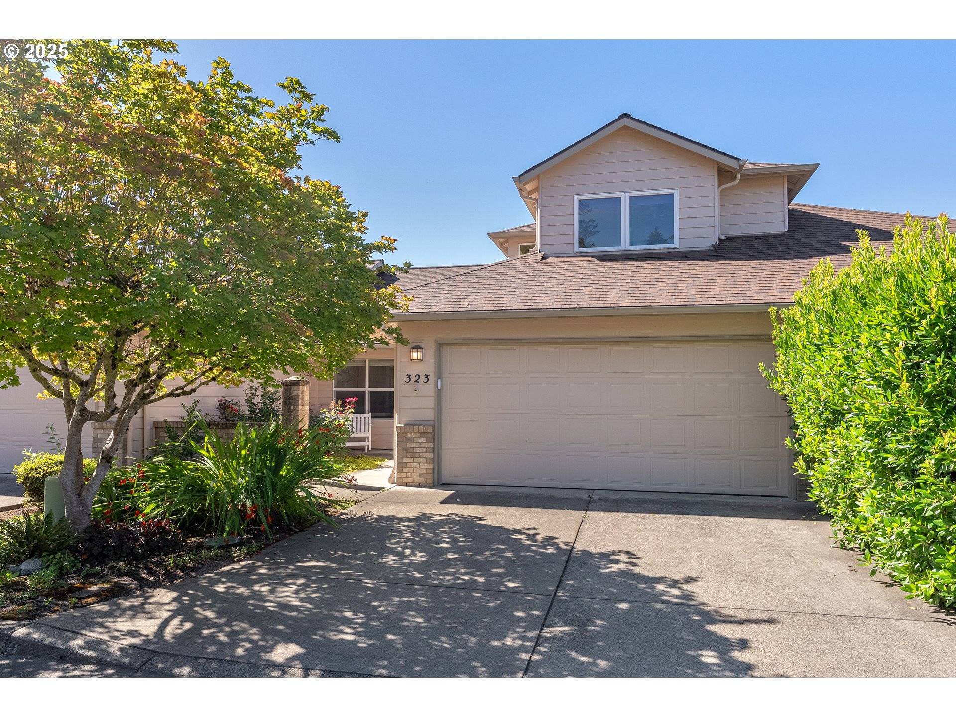 Mc Minnville, OR 97128,323 NE FIRCREST PL