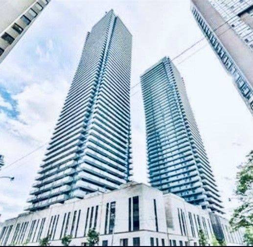Toronto C01, ON M5S 0A6,65 St. Mary ST #LPH6