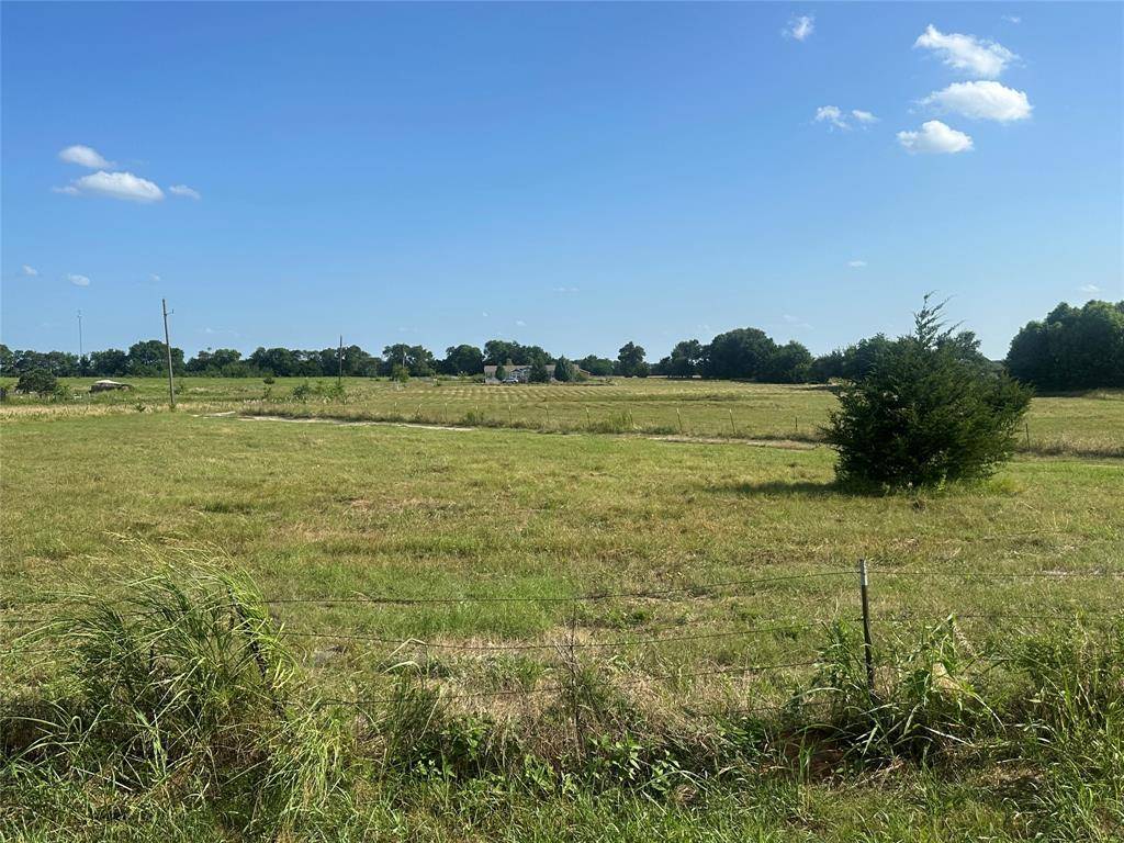 Farmersville, TX 75442,827 County Road 699
