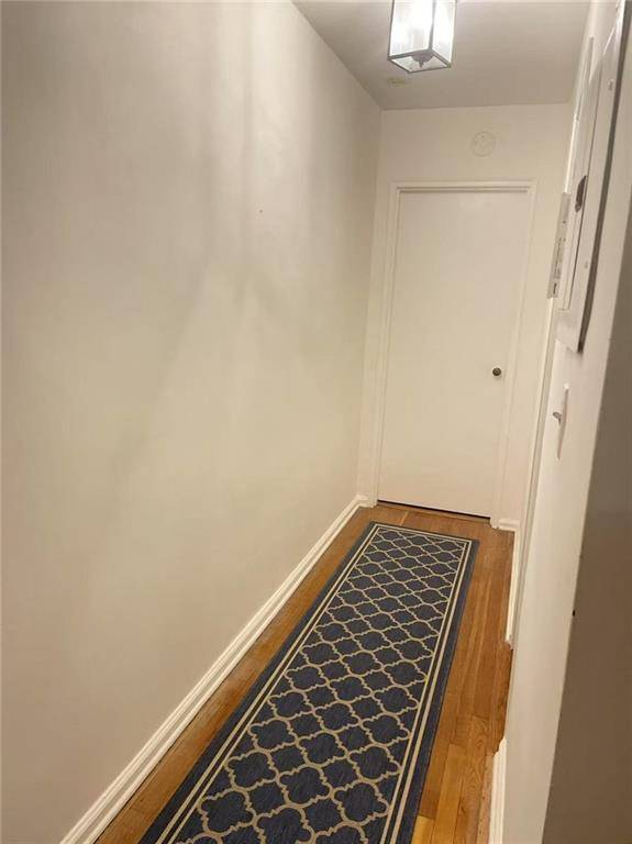 Staten  Island, NY 10301,50 Fort PL #B4C