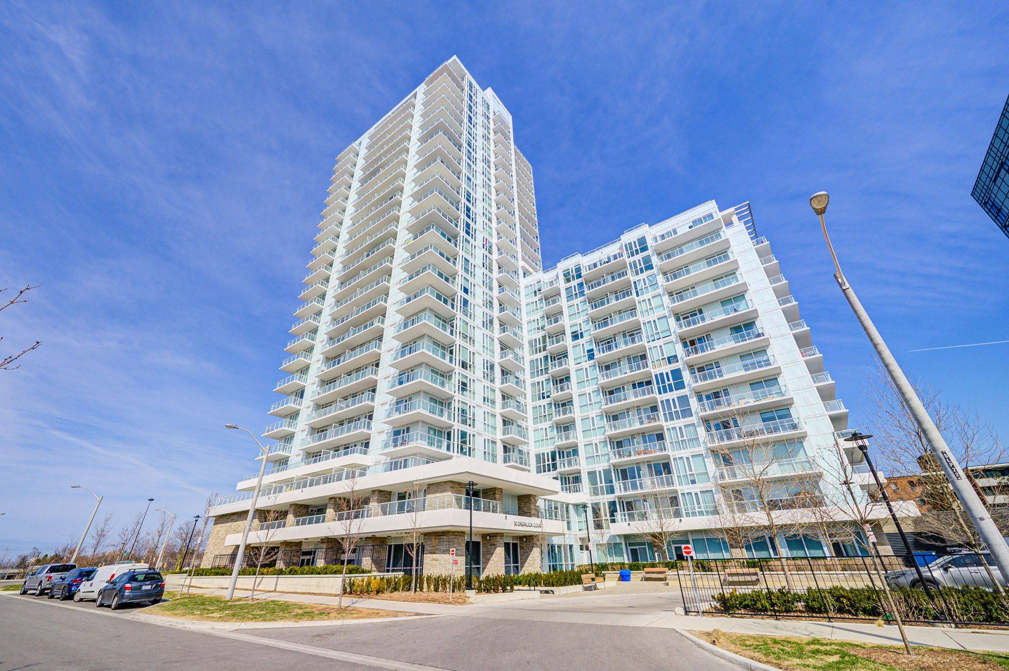 Toronto C13, ON M3A 0A7,10 Deerlick CT #810