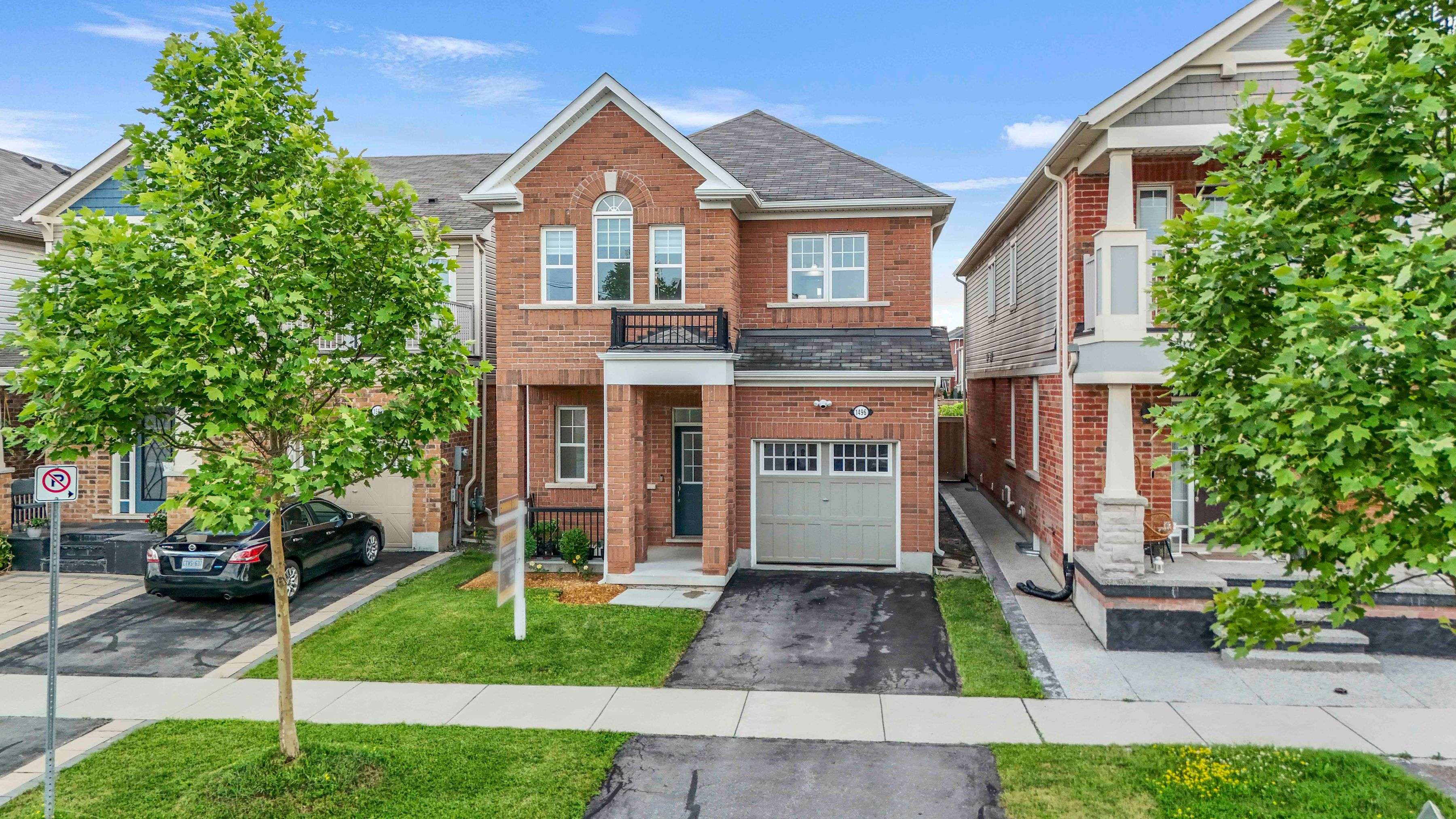 Milton, ON L9E 0A8,1496 Farmstead DR