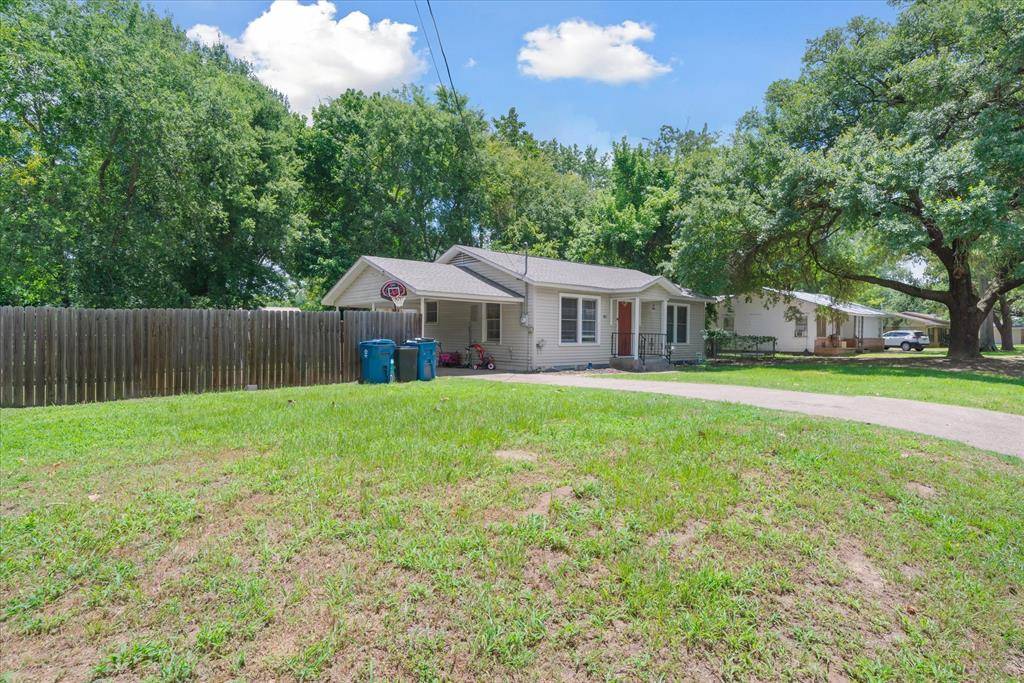 Van, TX 75790,189 S Pine Street