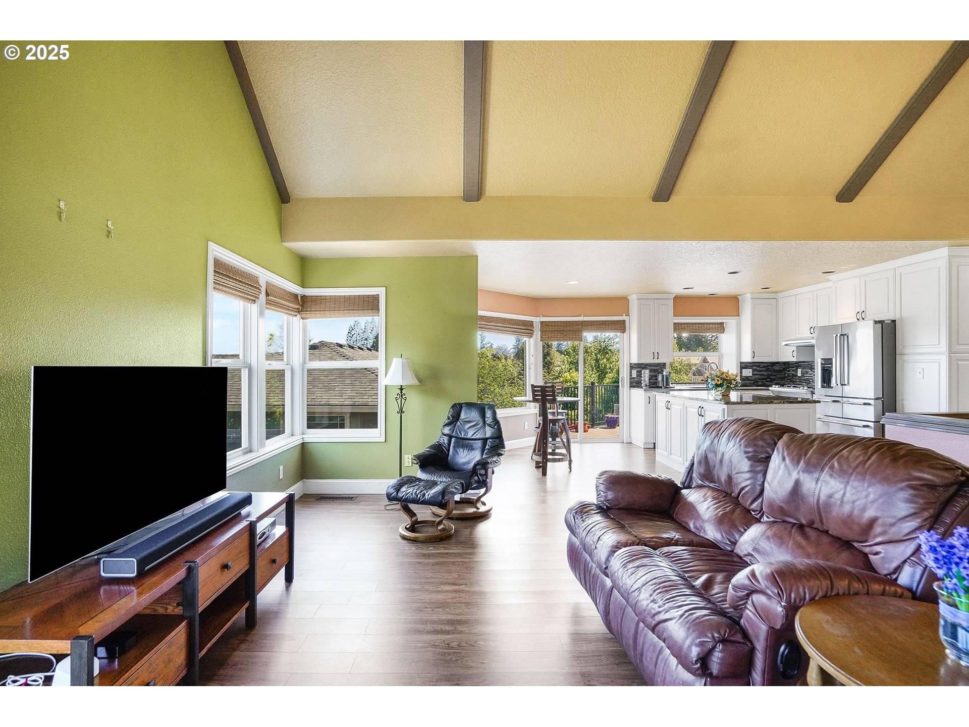 Silverton, OR 97381,80 SWEDEN CIR