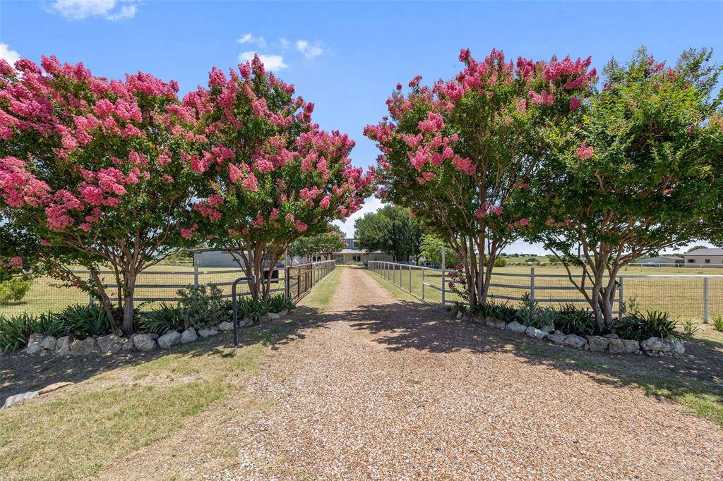 Ponder, TX 76259,2436 Big Sky Trail