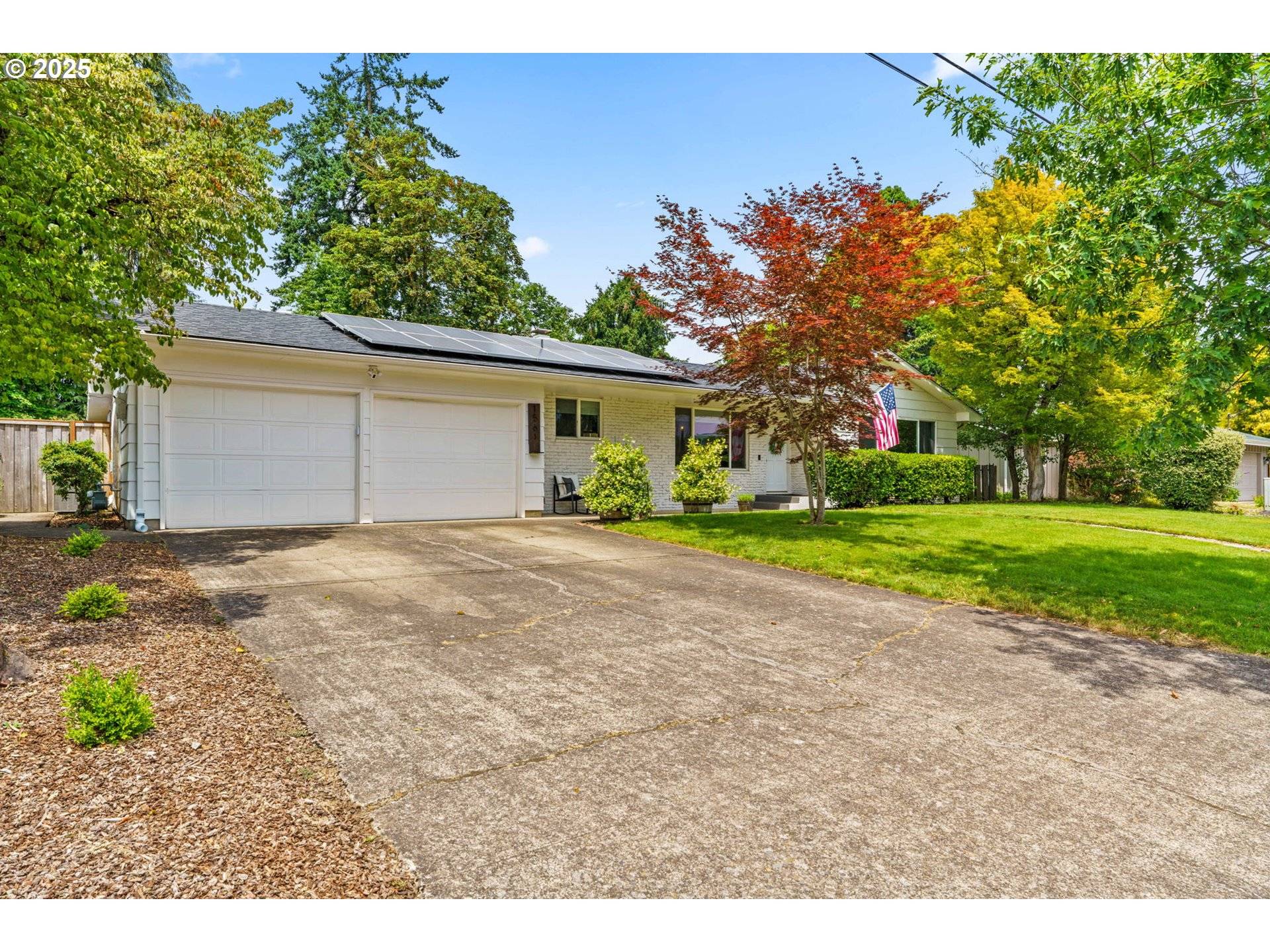 Eugene, OR 97408,1561 BALBOA ST